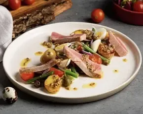 Салат Нисуаз с тунцом в CulinaryOn