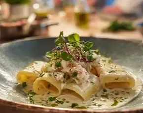 Каламарата  De Cecco с крабом в соусе мансини в CulinaryOn