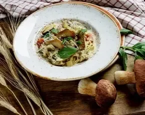 Фетучине De Cecco с кремом из белых грибов в CulinaryOn