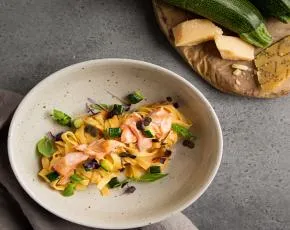 Тальятелле De Cecco  с лососем и цуккини в CulinaryOn