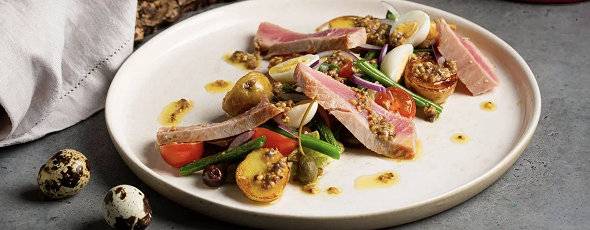  Bon voyage! Нисуаз, каре ягненка и профитроли | 16+