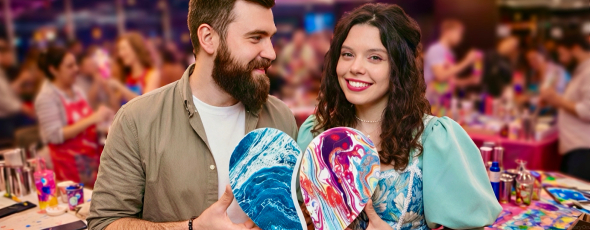 Fluid Art Party: миксуем краски и коктейли 