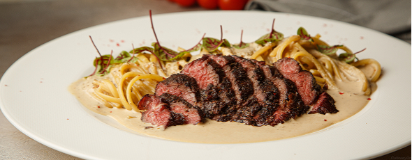 Gentlemen’s Brunch: безлимитное игристое настроение! | 18+