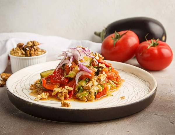 Секреты Кавказа: аджапсандал, хинкали с говядиной и пирог с грушей | 16+ в CulinaryOn