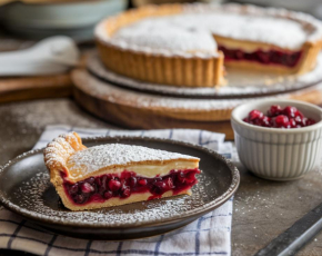 Пирог с вишней в CulinaryOn