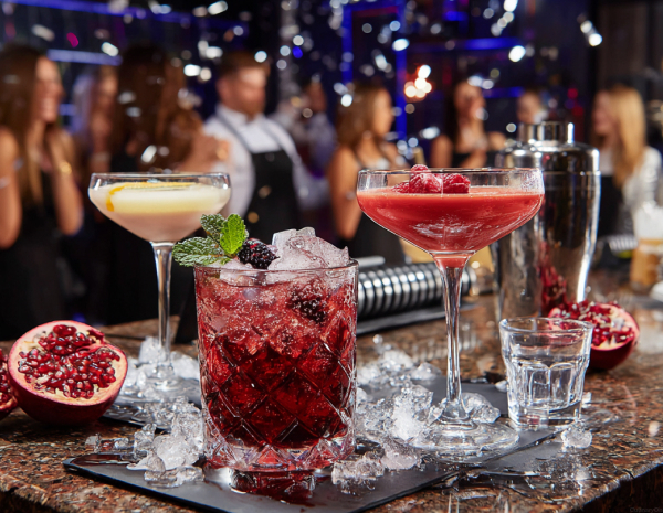 Happy Birthday, EventyOn! Вдохновляющий мастер-класс и вечеринка в одном бокале | 18+ в CulinaryOn