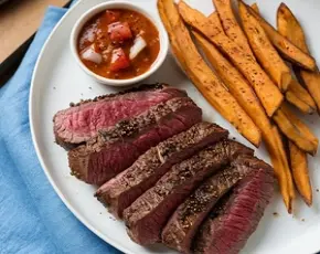 Стейк Мачете с пряными овощами в CulinaryOn