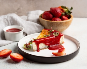 Чизкейк с клубникой в CulinaryOn